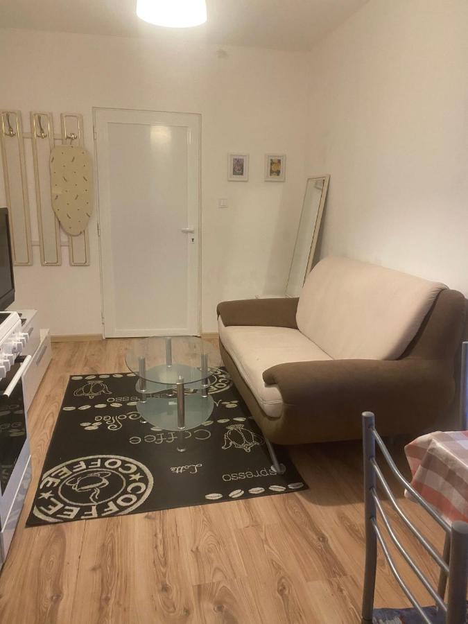 Apartment Nv 路德斯塔德·艾斯勒本 外观 照片
