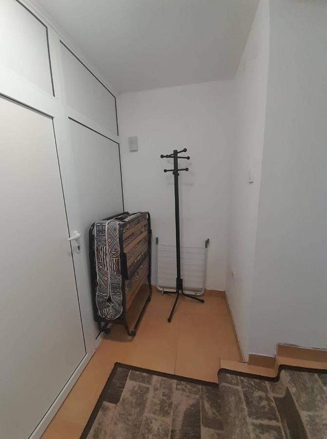 Apartment Nv 路德斯塔德·艾斯勒本 外观 照片